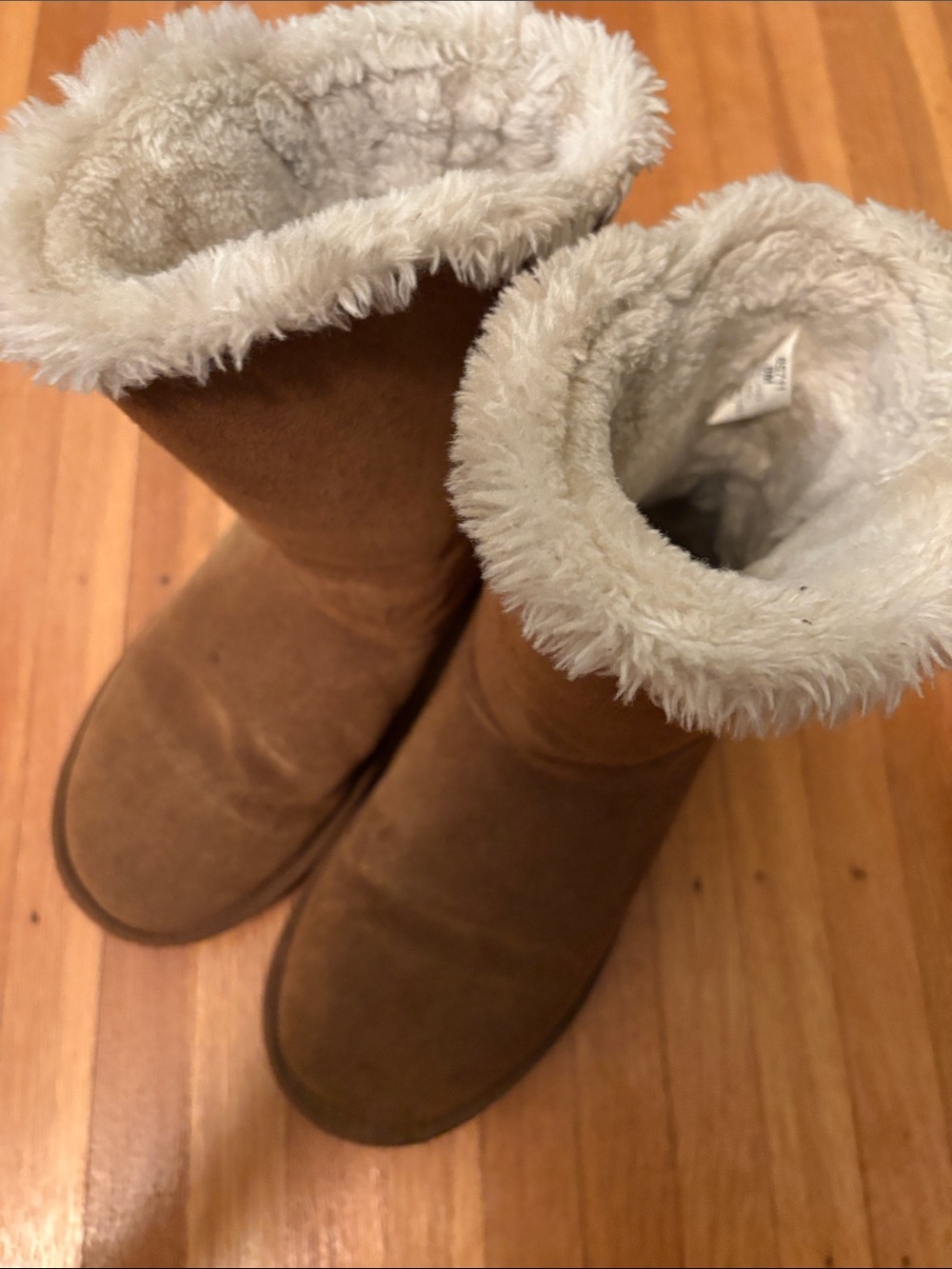 Faux-Shearling Women's Chestnut Boots